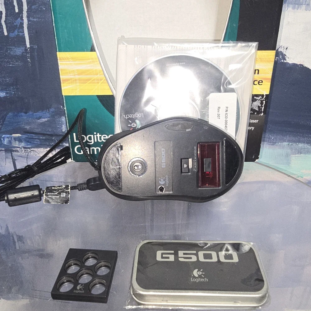 Logitech G500 Computer Laser Mouse with Weights and Tray - Used, Working